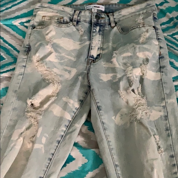 Fernando Skinny Jeans - Picture 1 of 5